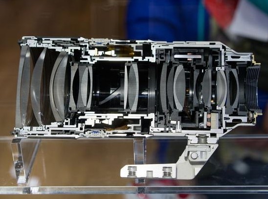 什么是光學(xué)膠合？它對鏡頭的合成有哪些影響？