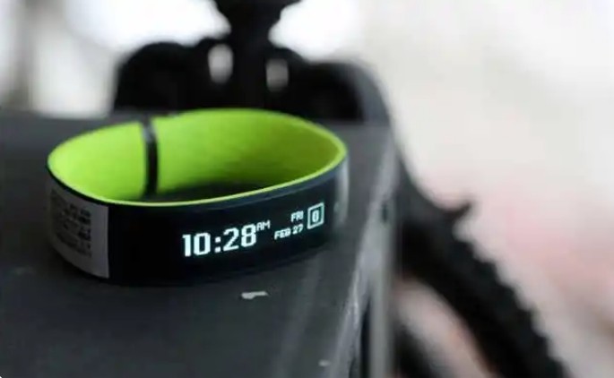 智能健康背后：濾光片如何重塑可穿戴醫(yī)療